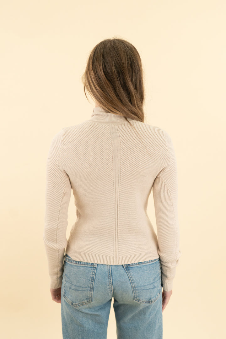 house of harlow tan mockneck sweater nwt (xs)