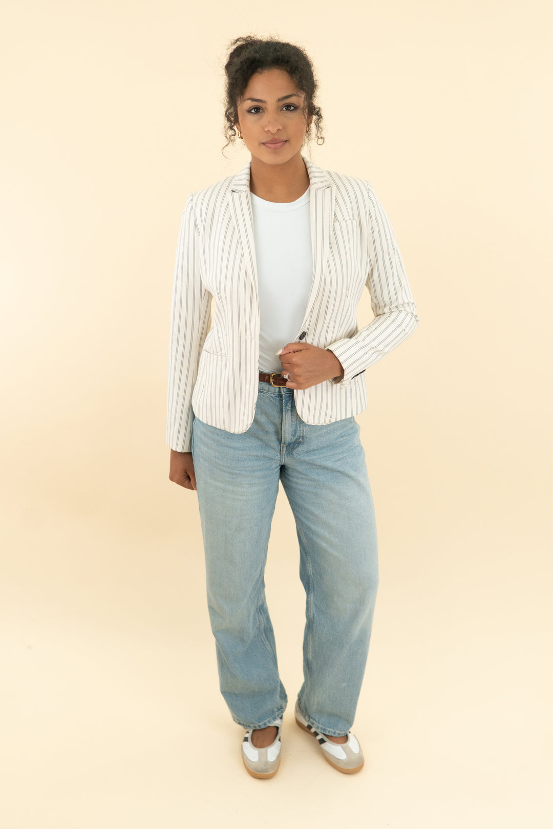 banana republic white and black striped blazer (4)