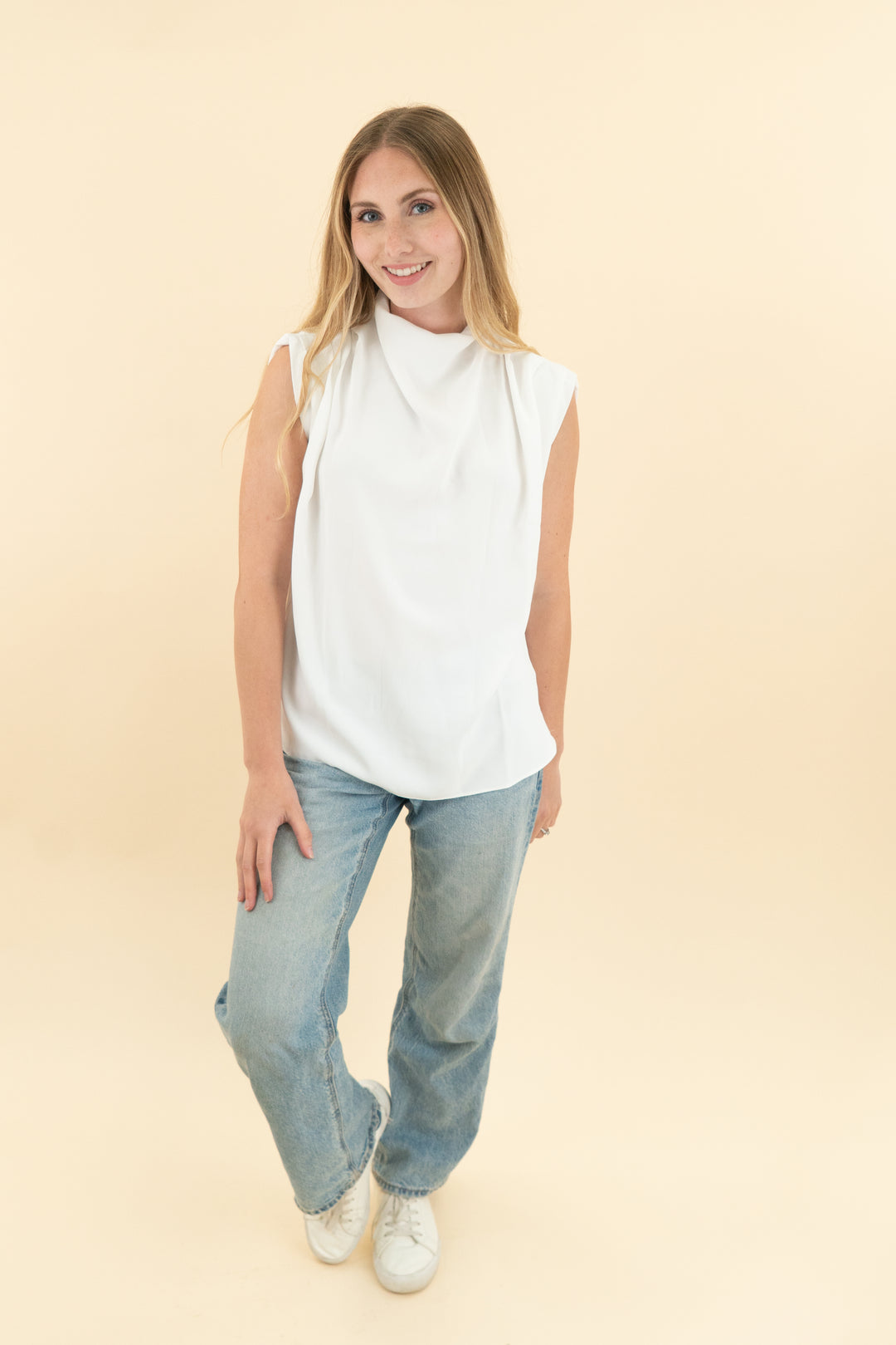 amanda uprichard white sleeveless loose blouse (xs)