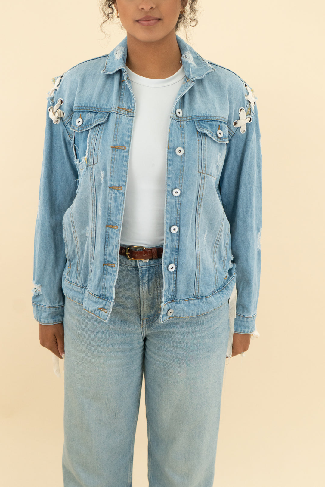 listicle tie denim jacket (s)