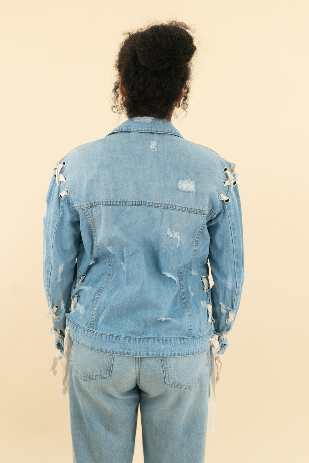 listicle tie denim jacket (s)