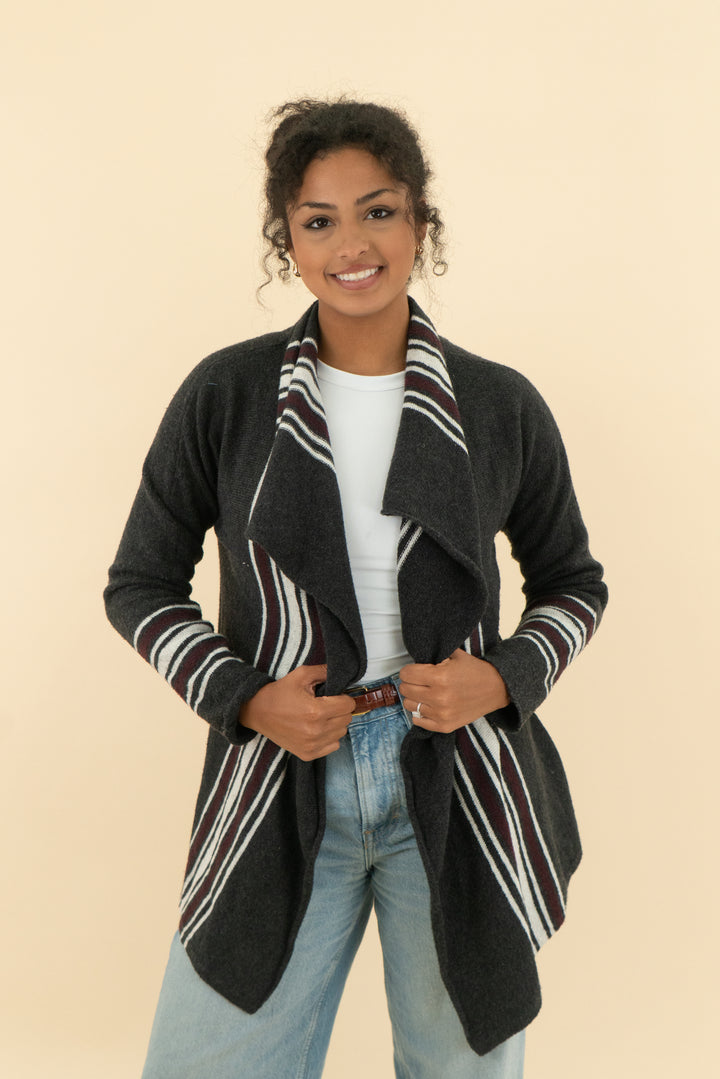 eddie bauer grey patterned cardigan (s)