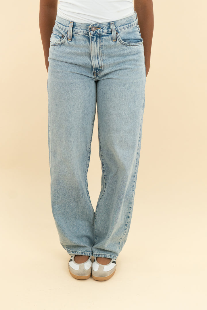 levi baggy dad light wash jean (28)