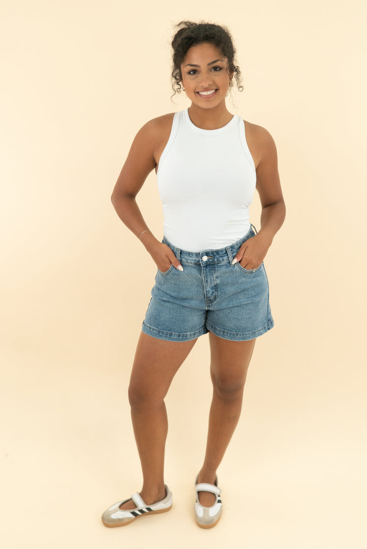 pink lily medium wash denim short (28)