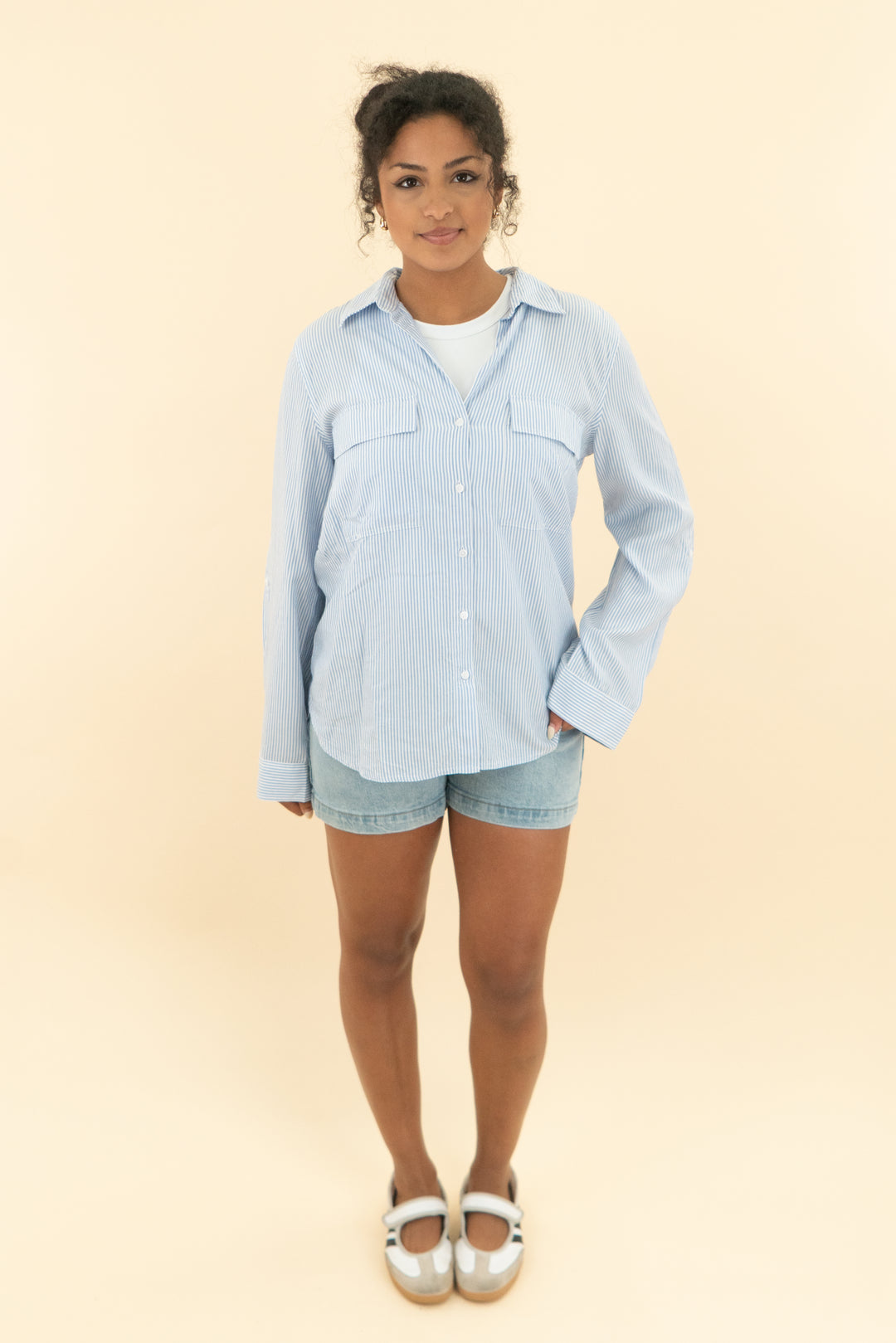 babaton blue and white seersucker button up (m; retail $68)