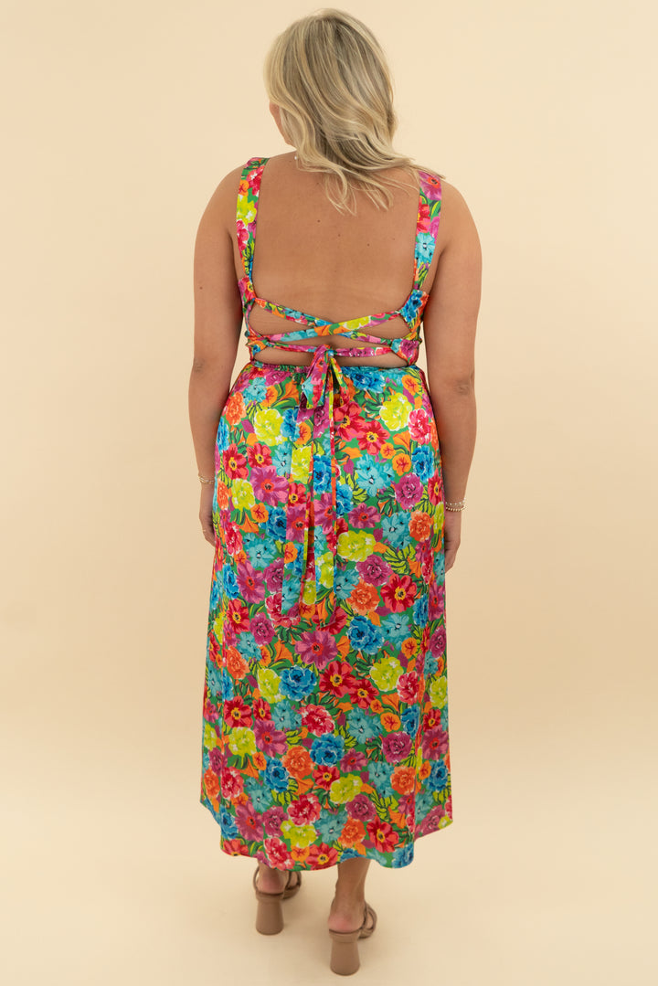 show me your mumu bright floral maxi dress (m)