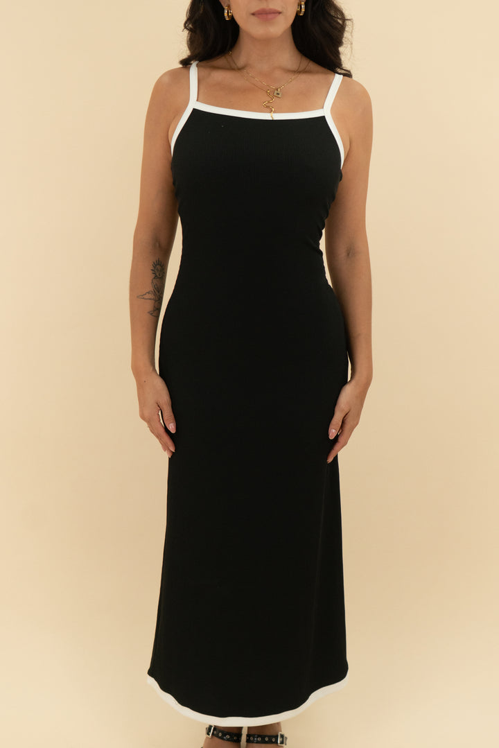 zesica black and white trim ribbed maxi nwt (s)