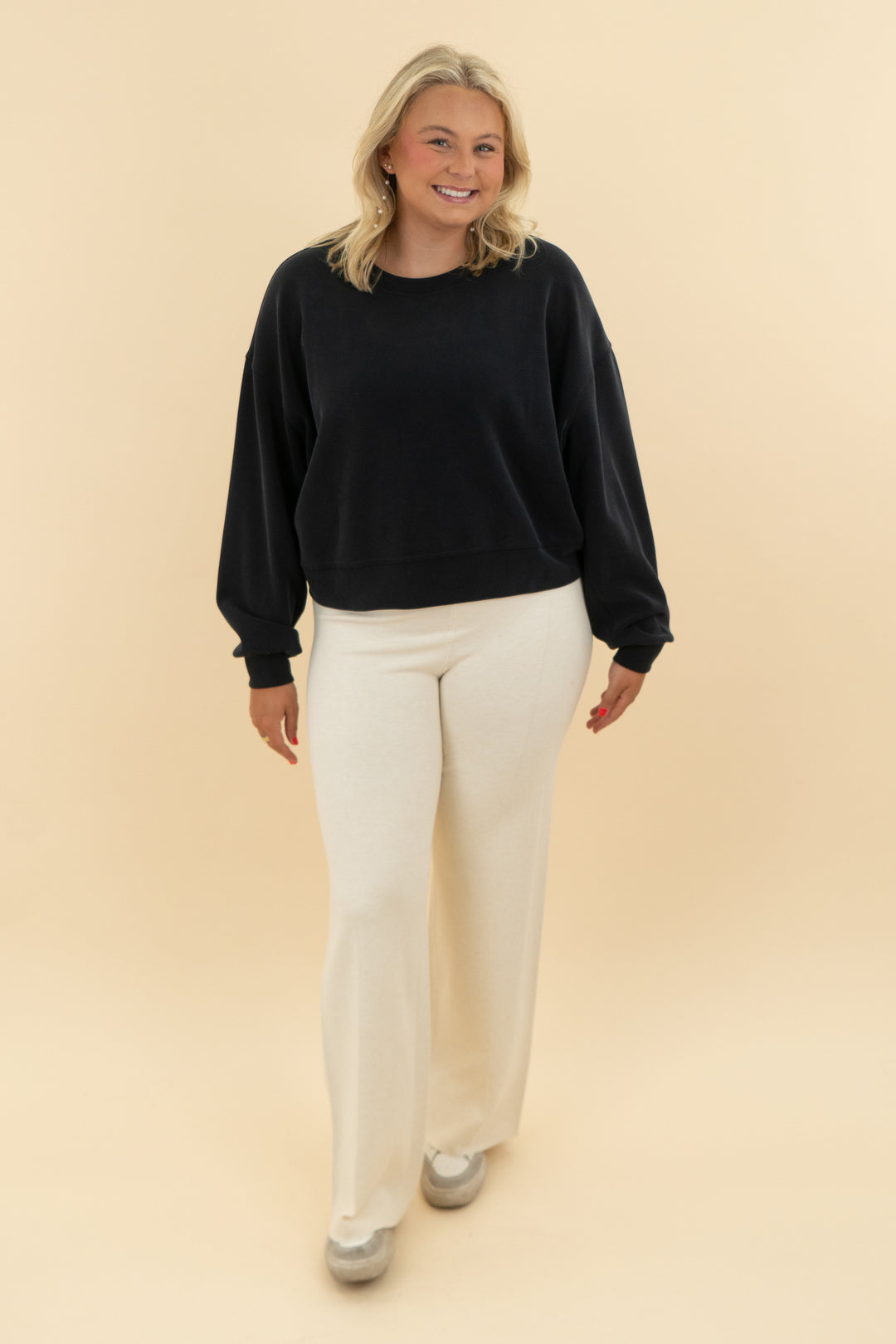 lululemon black crewneck (l)