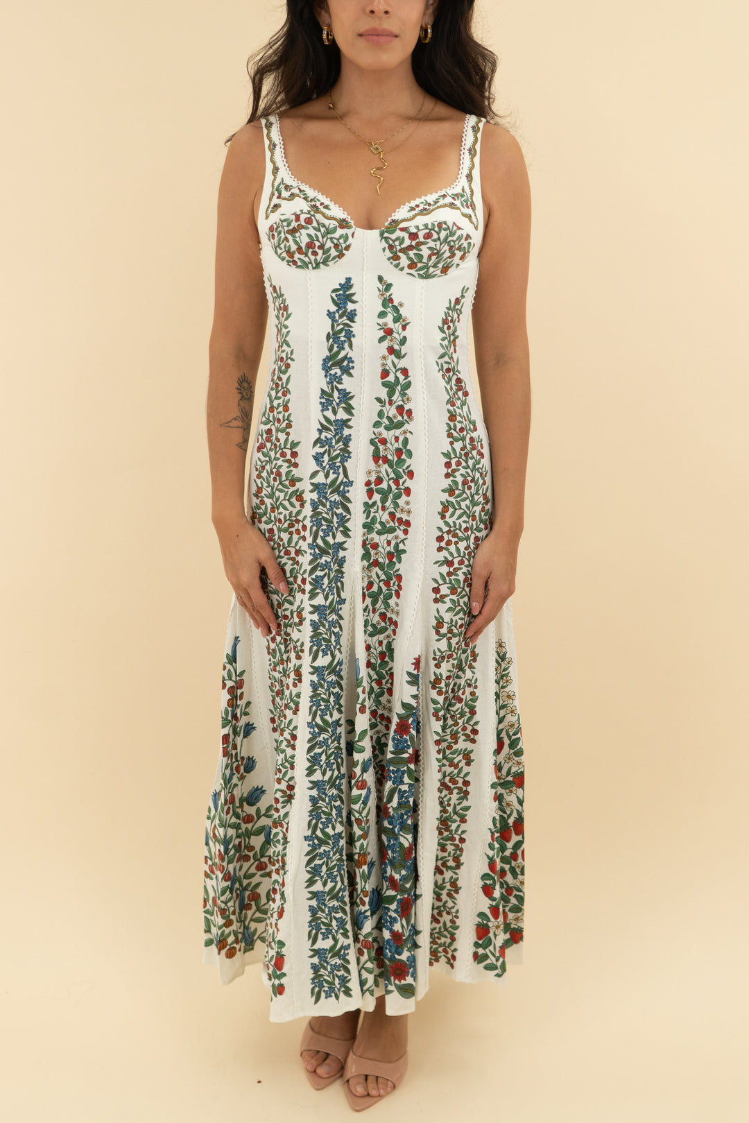 farm rio offwhite fruit maxi nwt (m; retail $320)