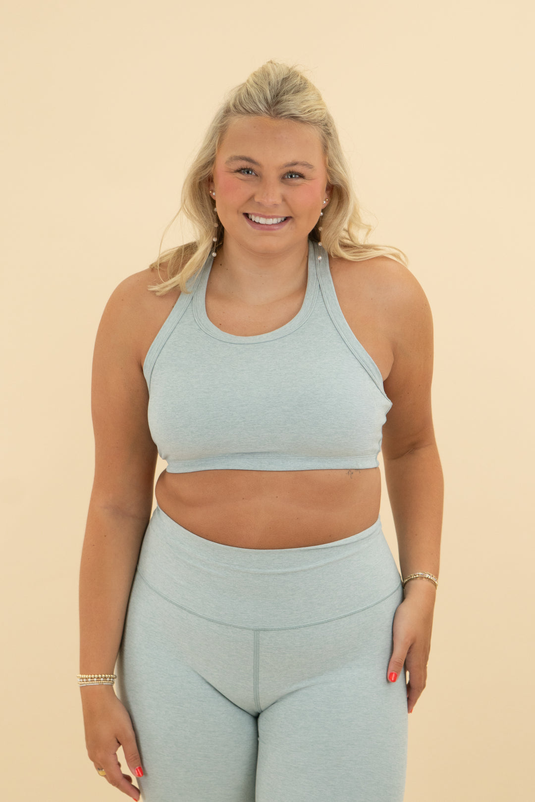 vuori light blue sports bra (l)