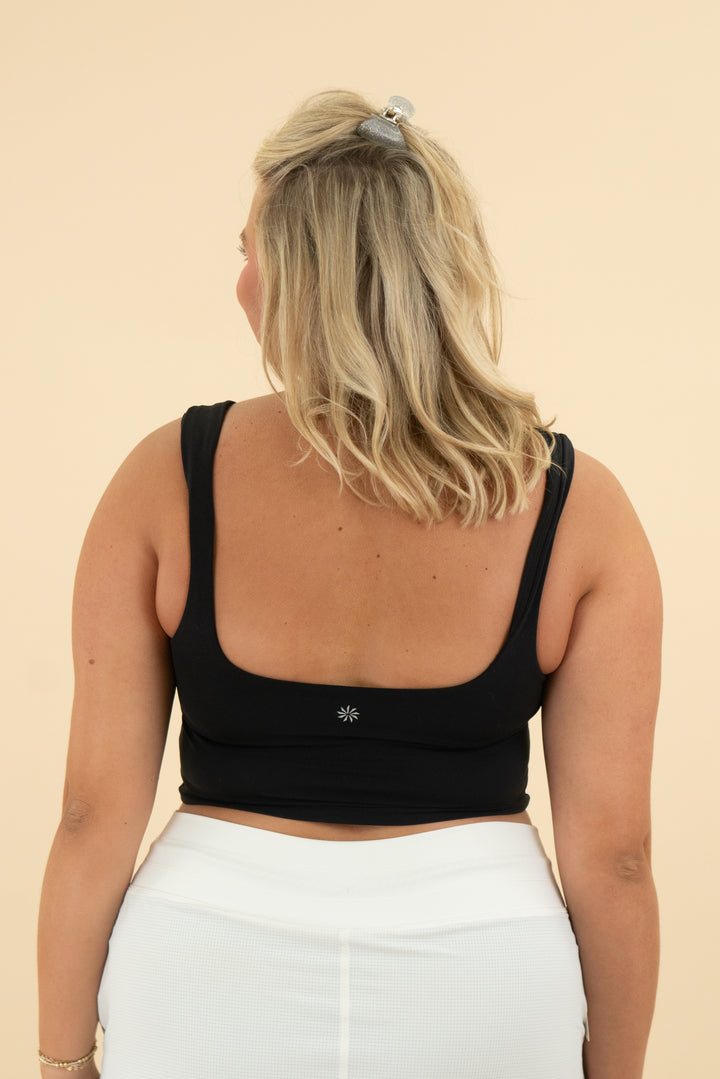 athleta black tank (m)