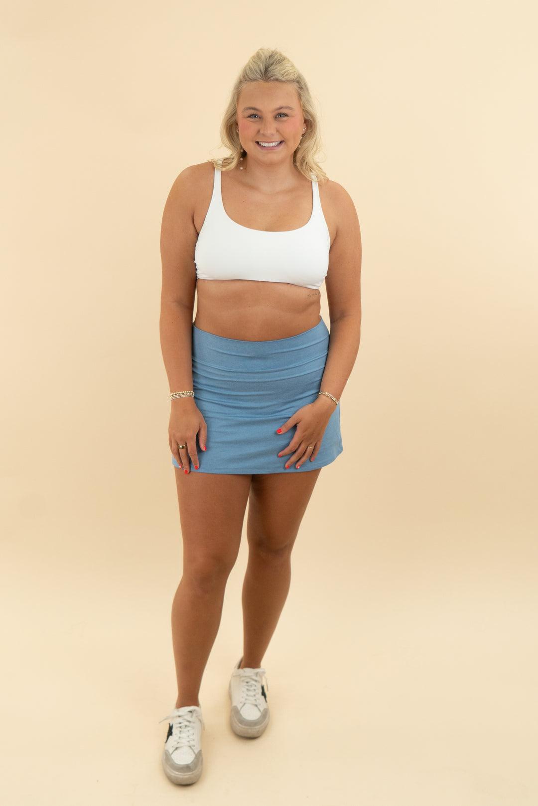 vuori white sports bra (l)