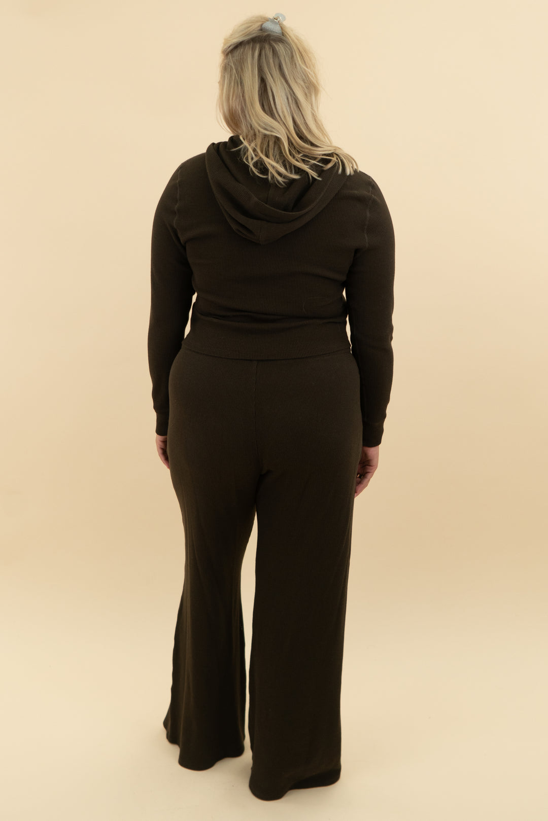 vuori brown waffle lounge pant and jacket set (l)