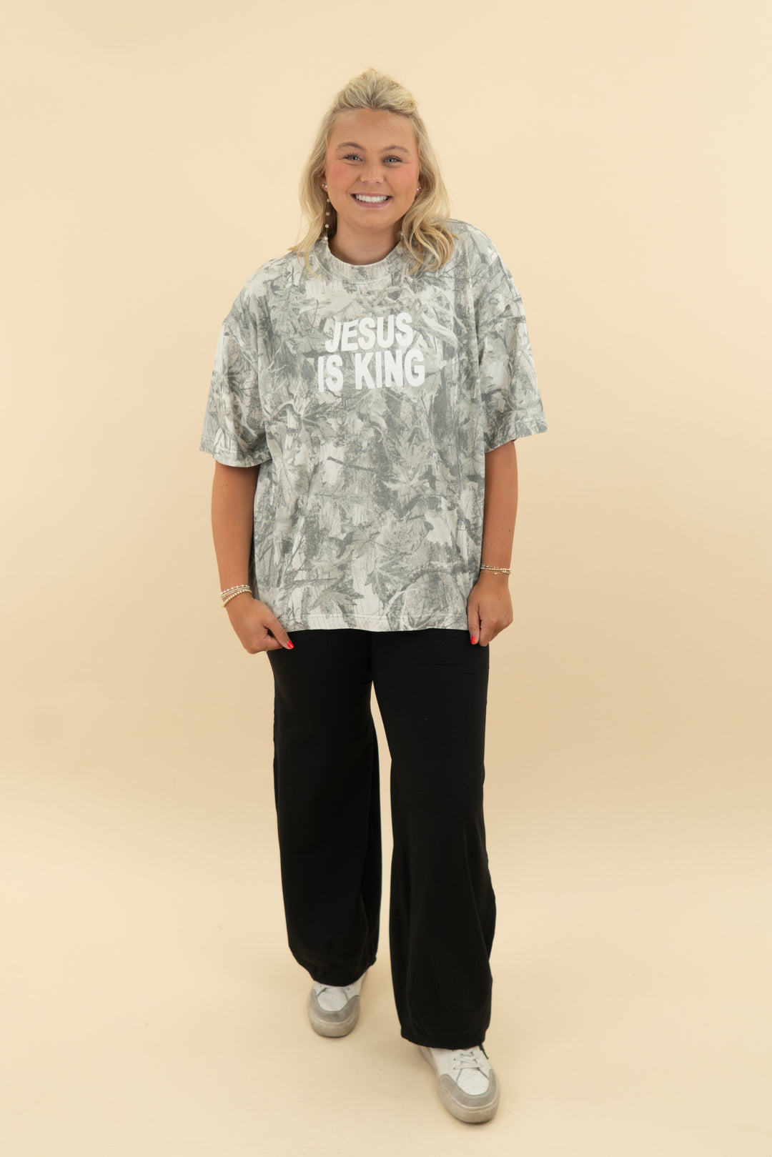 4610 camo jesus is king tee (xl)