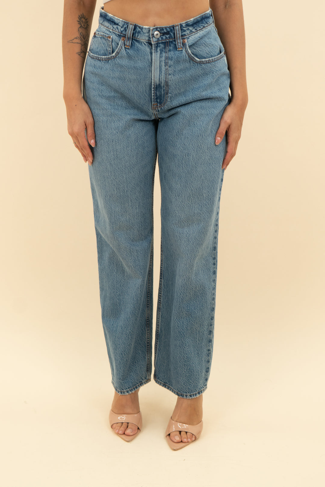 abercrombie & fitch medium wash the loose high rise jeans (27)