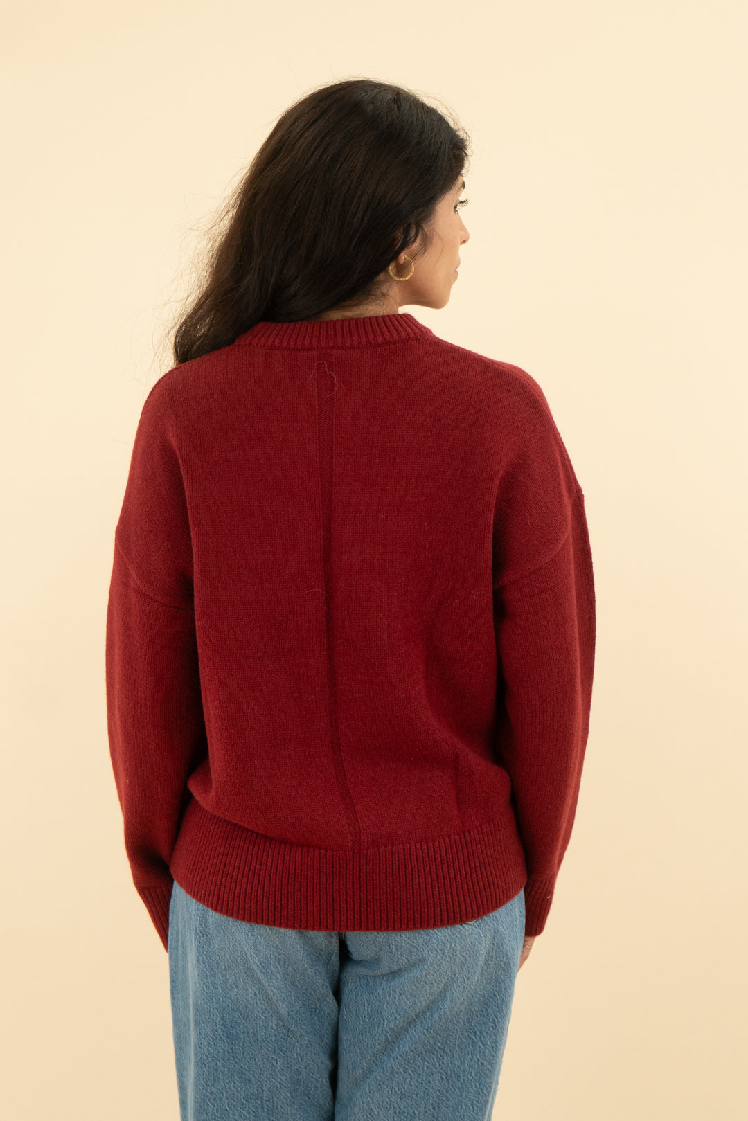 dark red sweater (s)