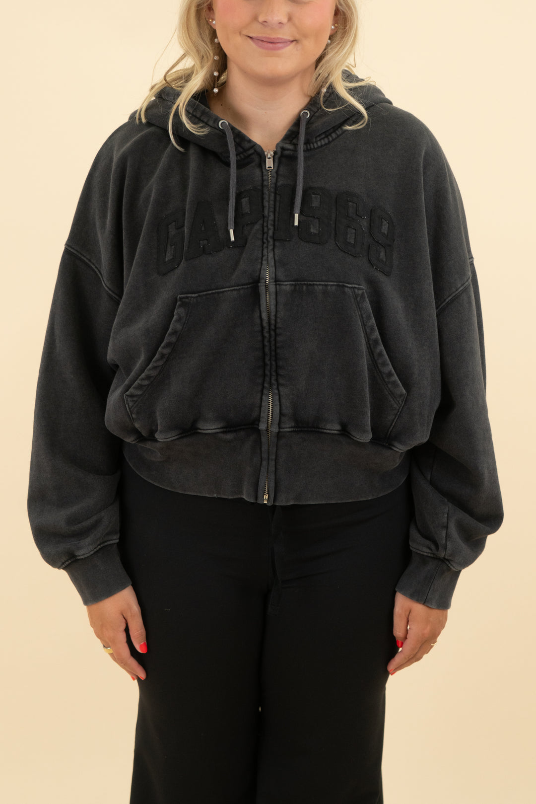 gap washed black zip up jacket (xl)