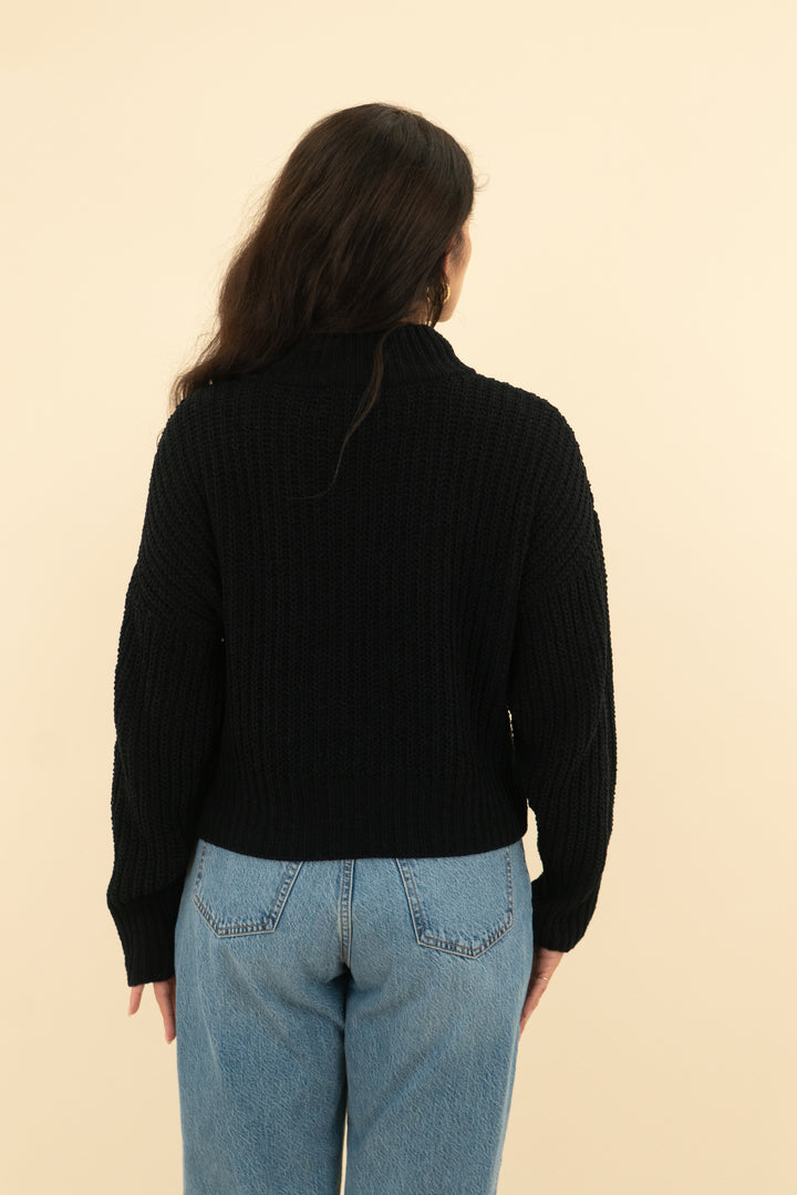 doublezero black chenille sweater (s)