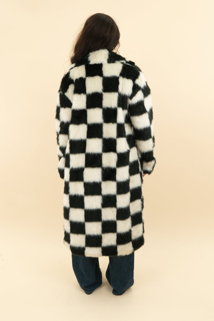 beige botany black and white checkered jacket (os)