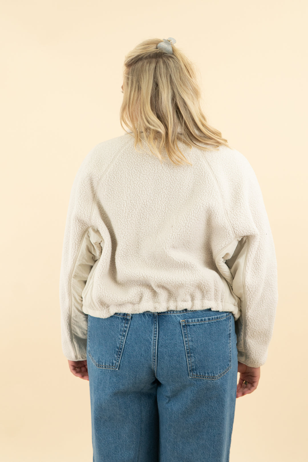 vuori cream sherpa zip up jacket (m)
