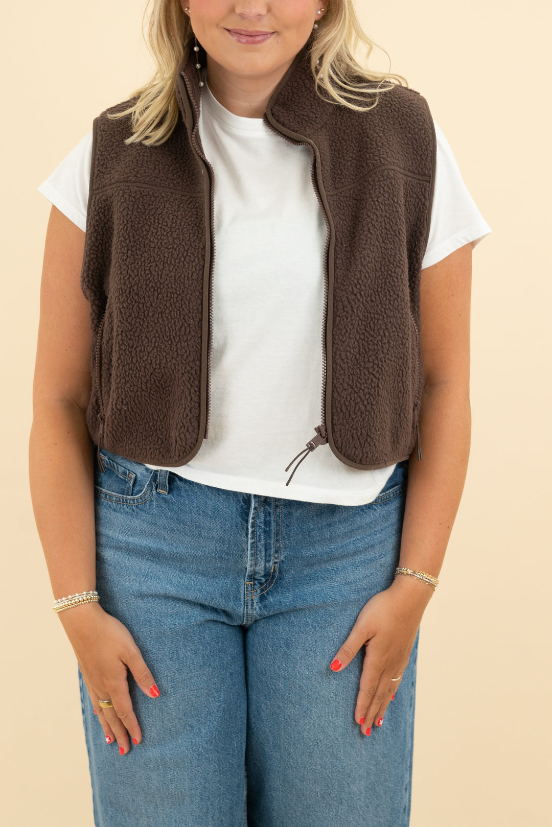 vuori brown sherpa vest (l)