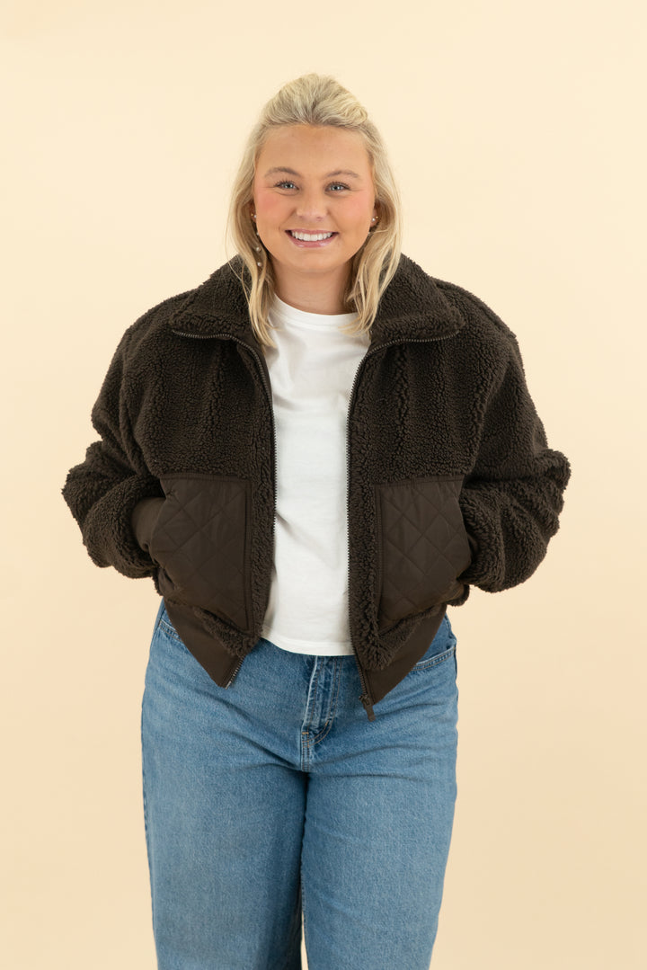 alo brown sherpa quilted jacket (m)
