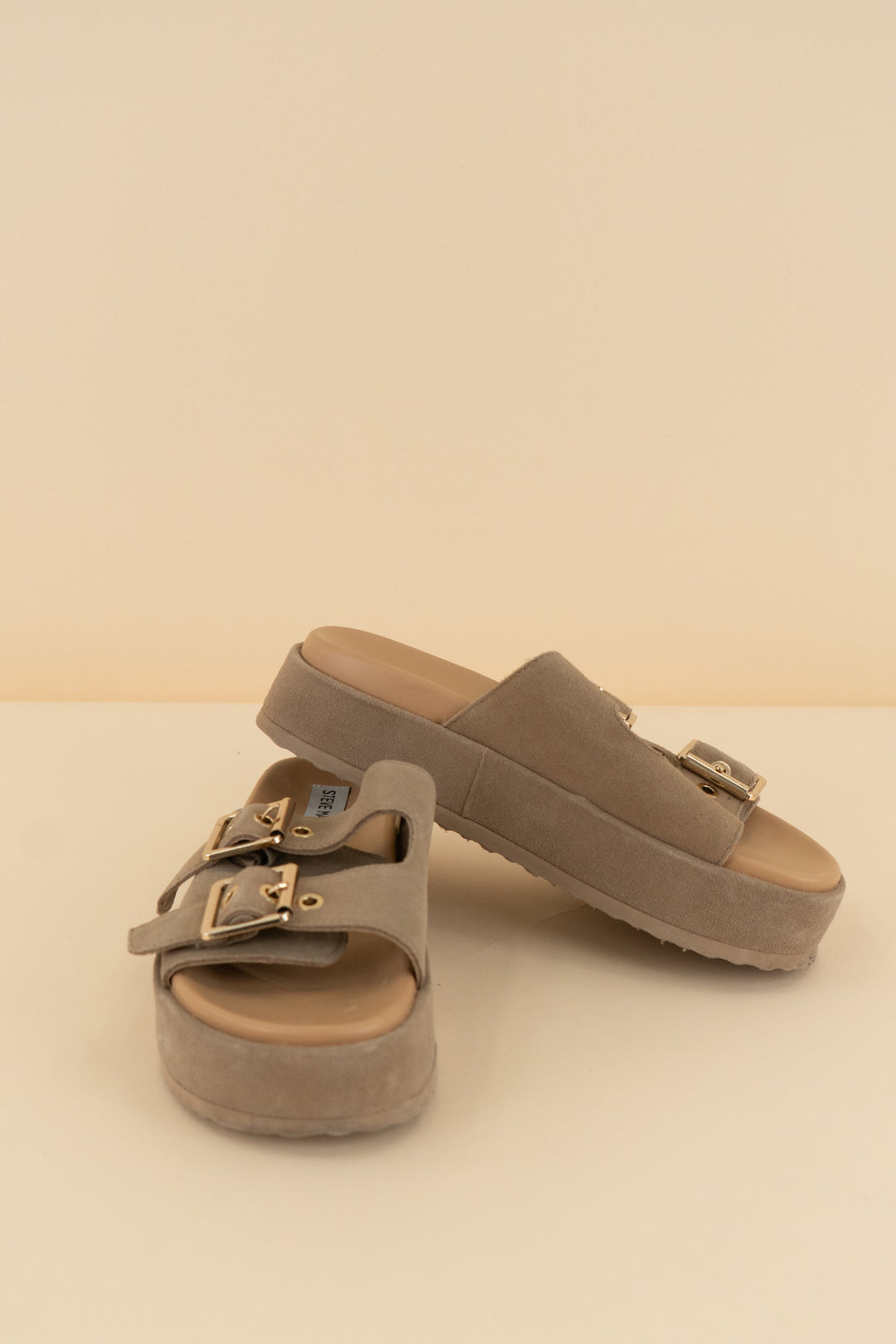 steve madden slip on two strap sandal (7; retail $109.95)
