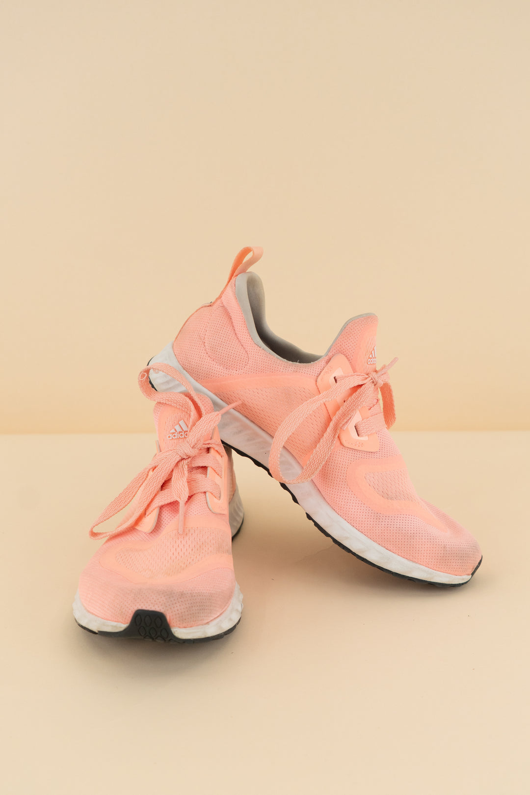 Adidas peach edge lux (7.5; retail $100)
