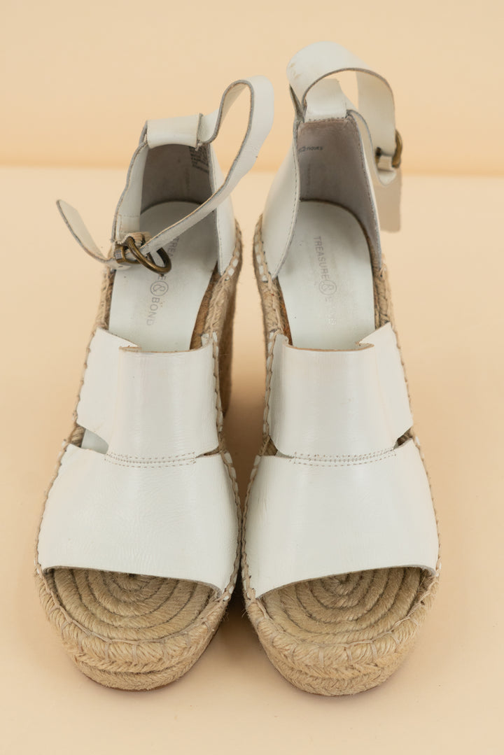 Treasure and Bond crochet & white wedge (8; retail $80)