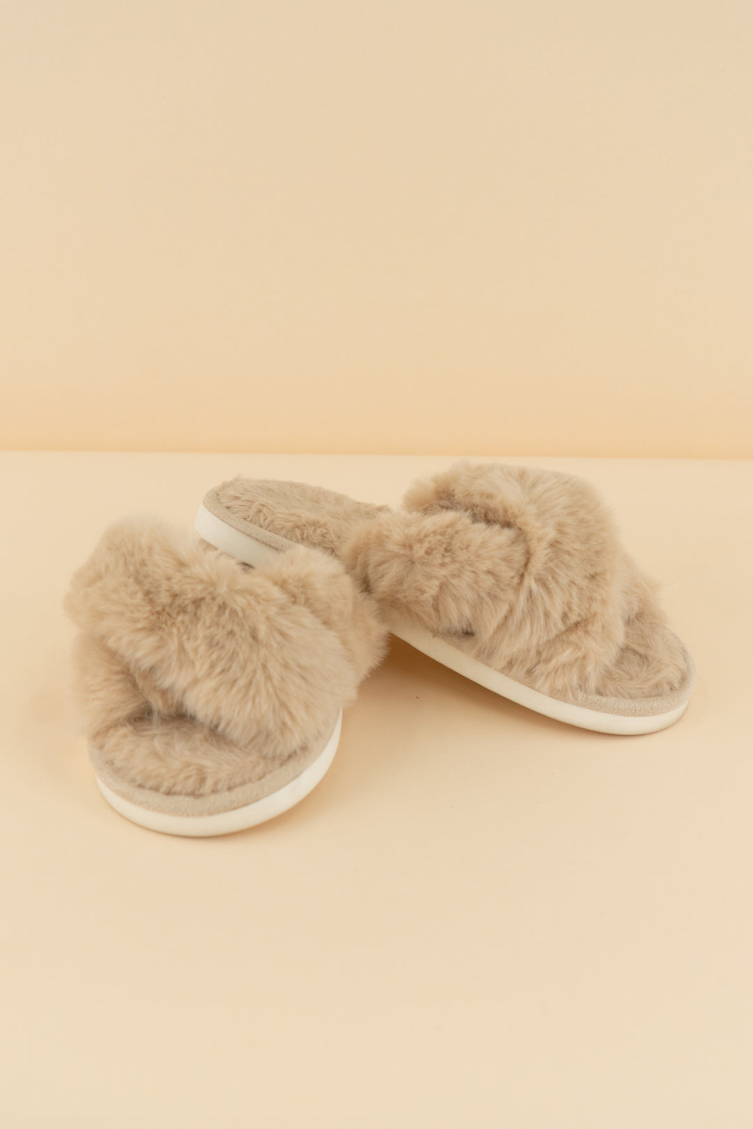 taupe fur slipper (7)