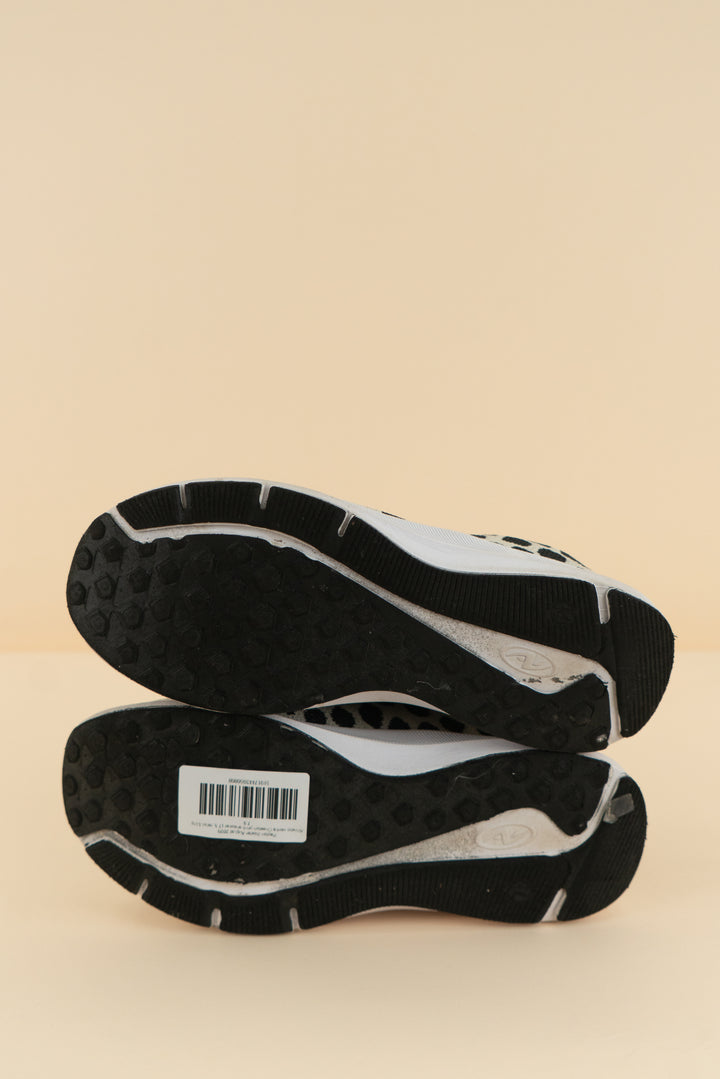 Athletic works Cheetah print sneaker (7.5; retail $35)