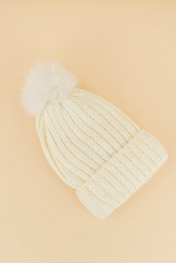 redness cream beanie (os)