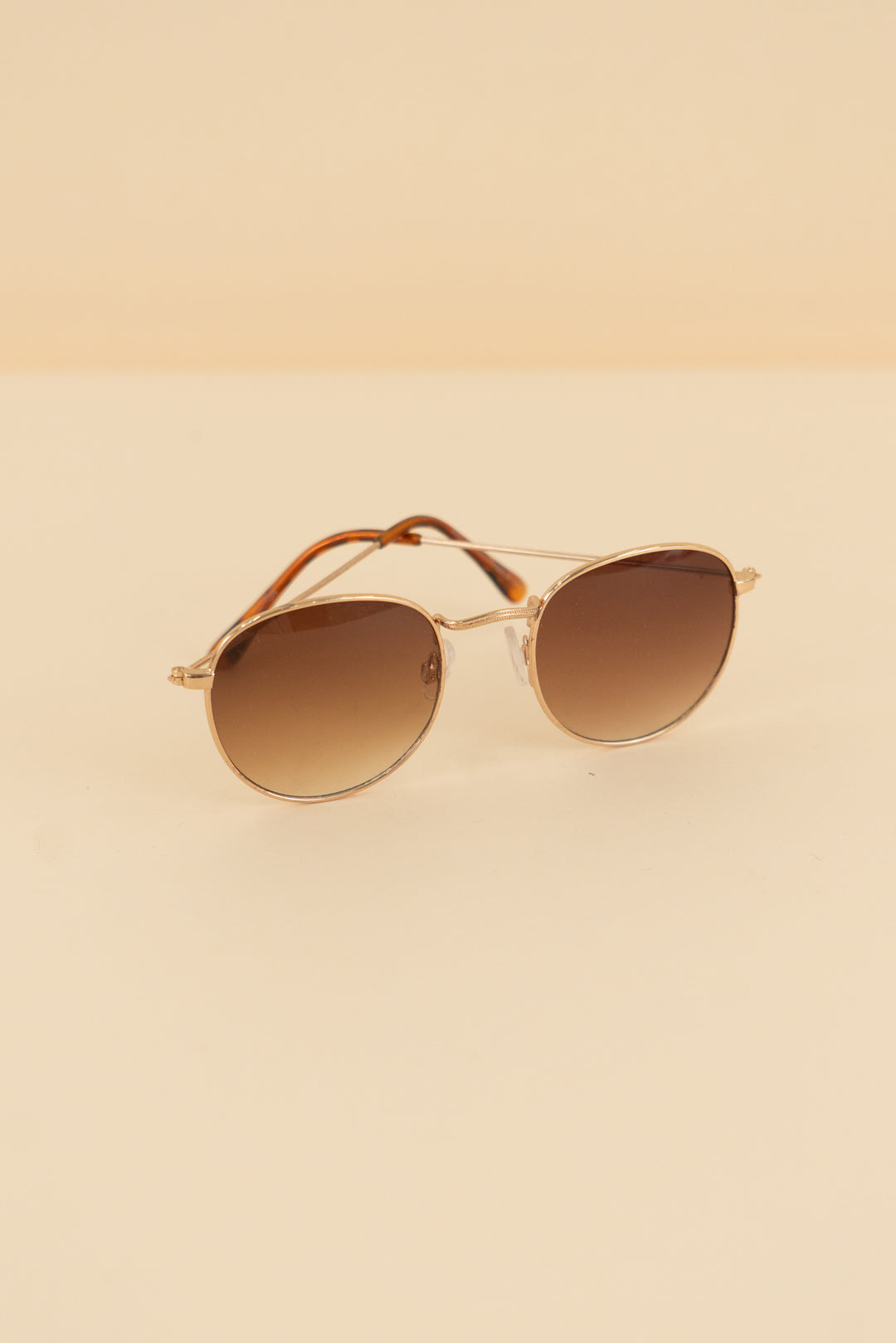 round aviator gold sunglasses tortoise back (os; retail $45.60)
