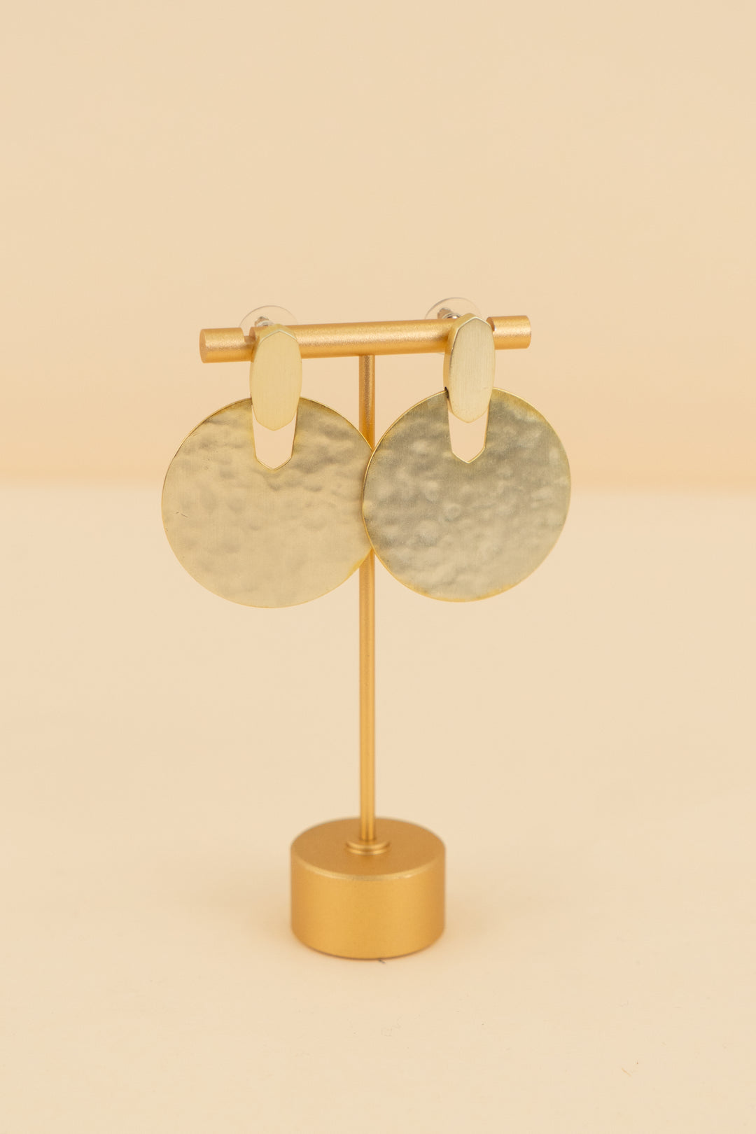 kendra scott diane drop earrings gold circle (os; retail $180)