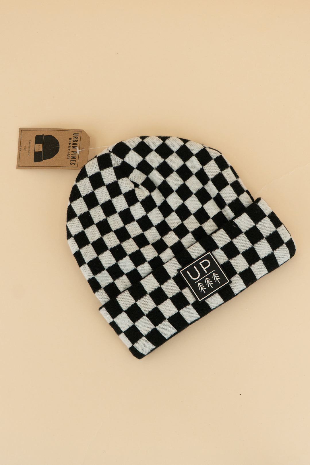 urban pines black checkered beanie hat (os)