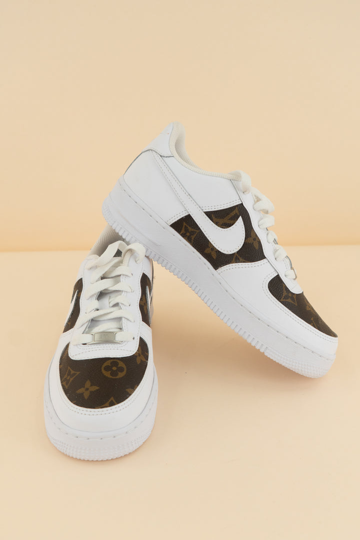 Nike upcycle Air Force shoe (7.5)