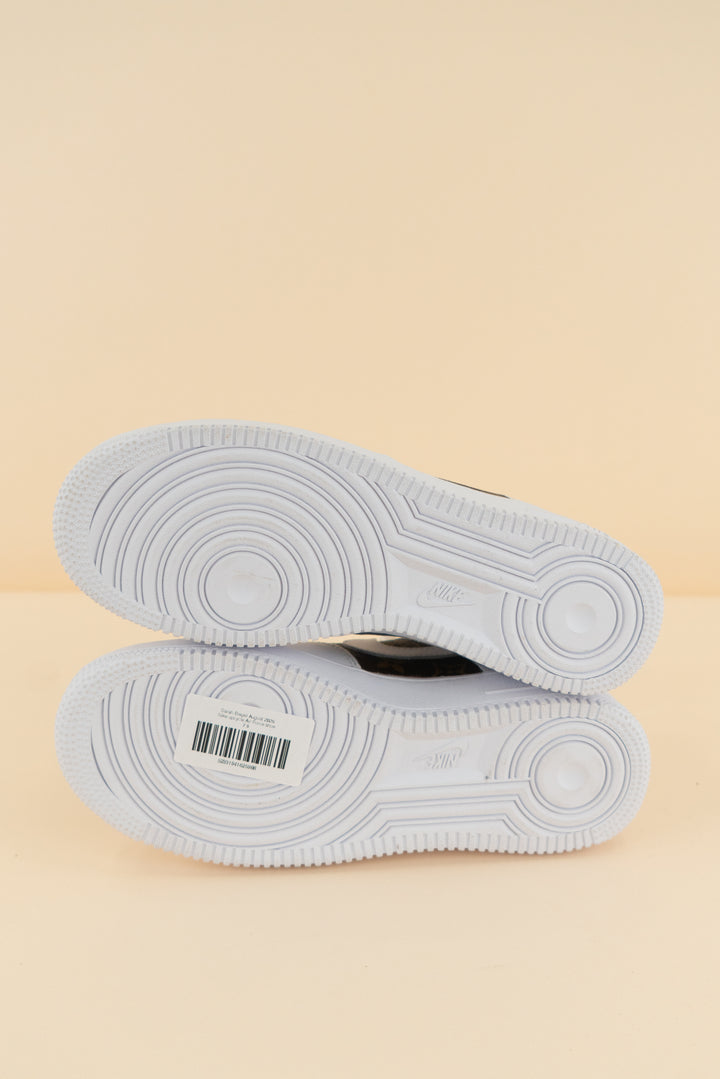 Nike upcycle Air Force shoe (7.5)