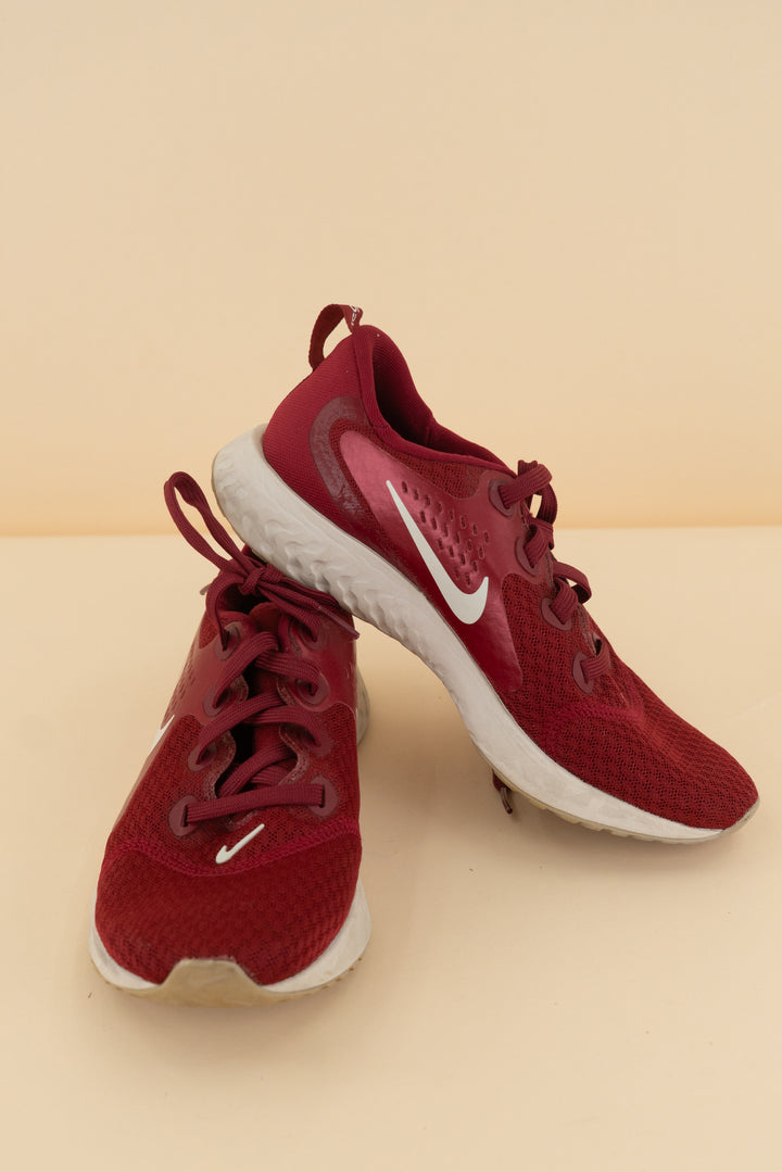 Nike dark red running shoe (7.5)