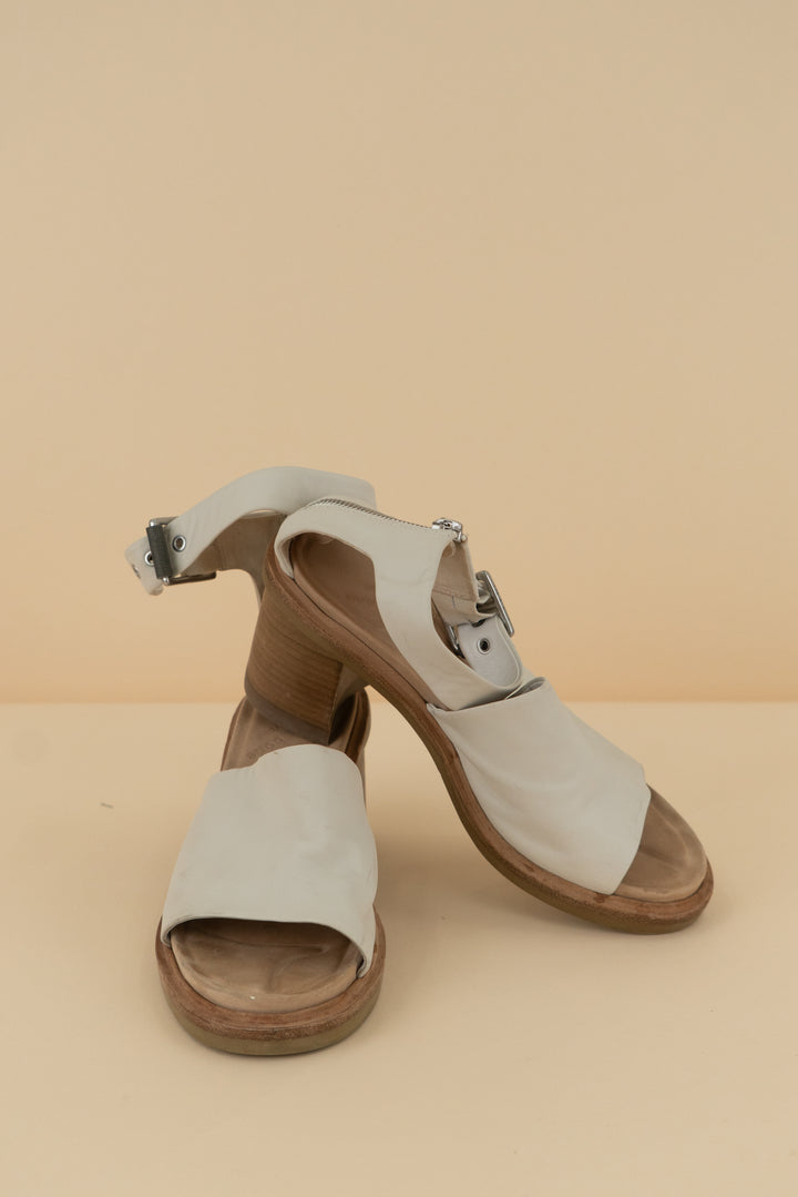 rag and bone white sandal (38.5)