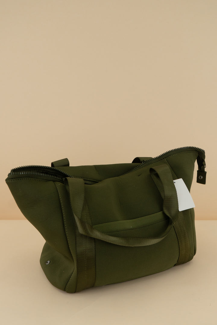 l+w green tote