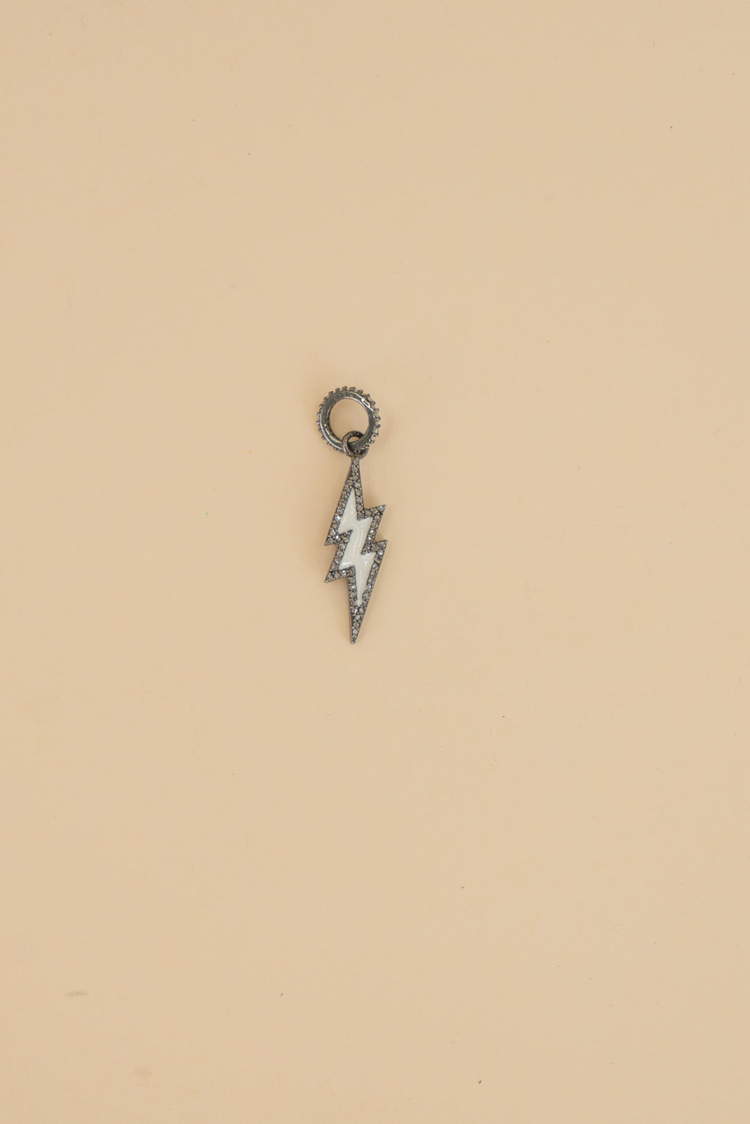 lightning bolt pendant (os)