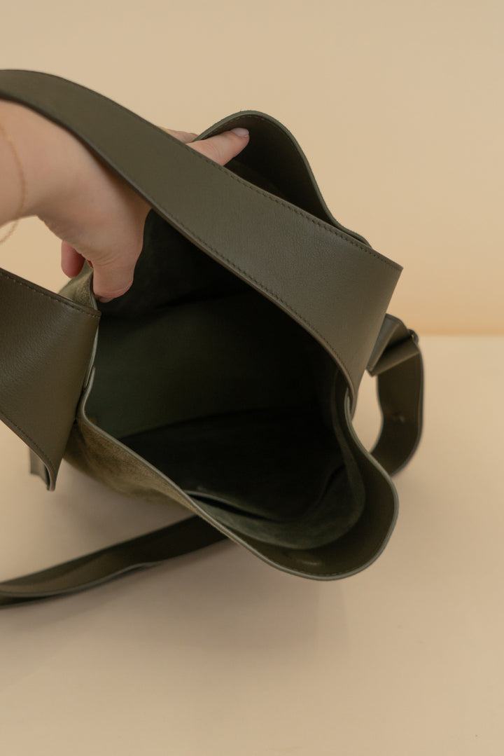 songmont green slouchy bag