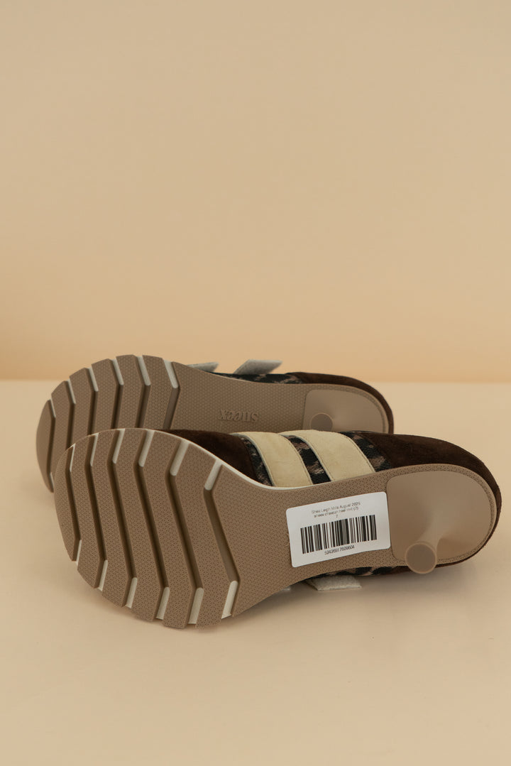 sneex cheetah heel nwt (7)