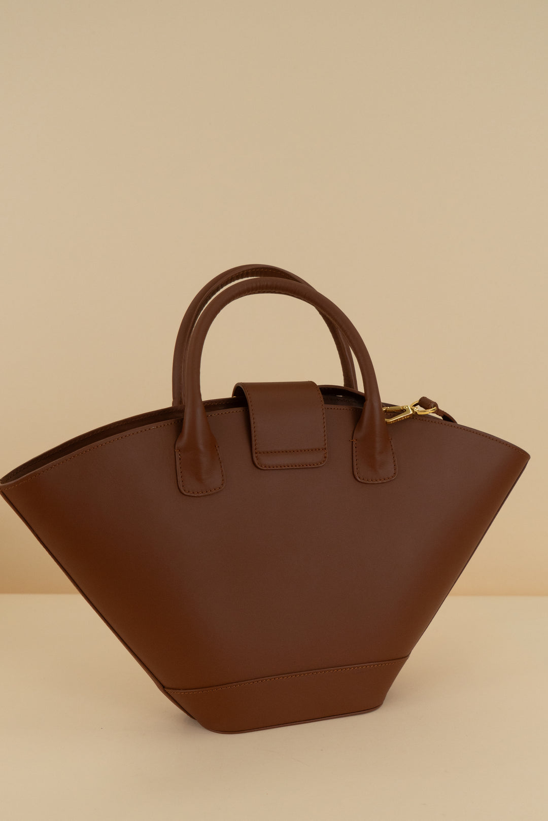 paris /64 brown weave tote (retail $560)