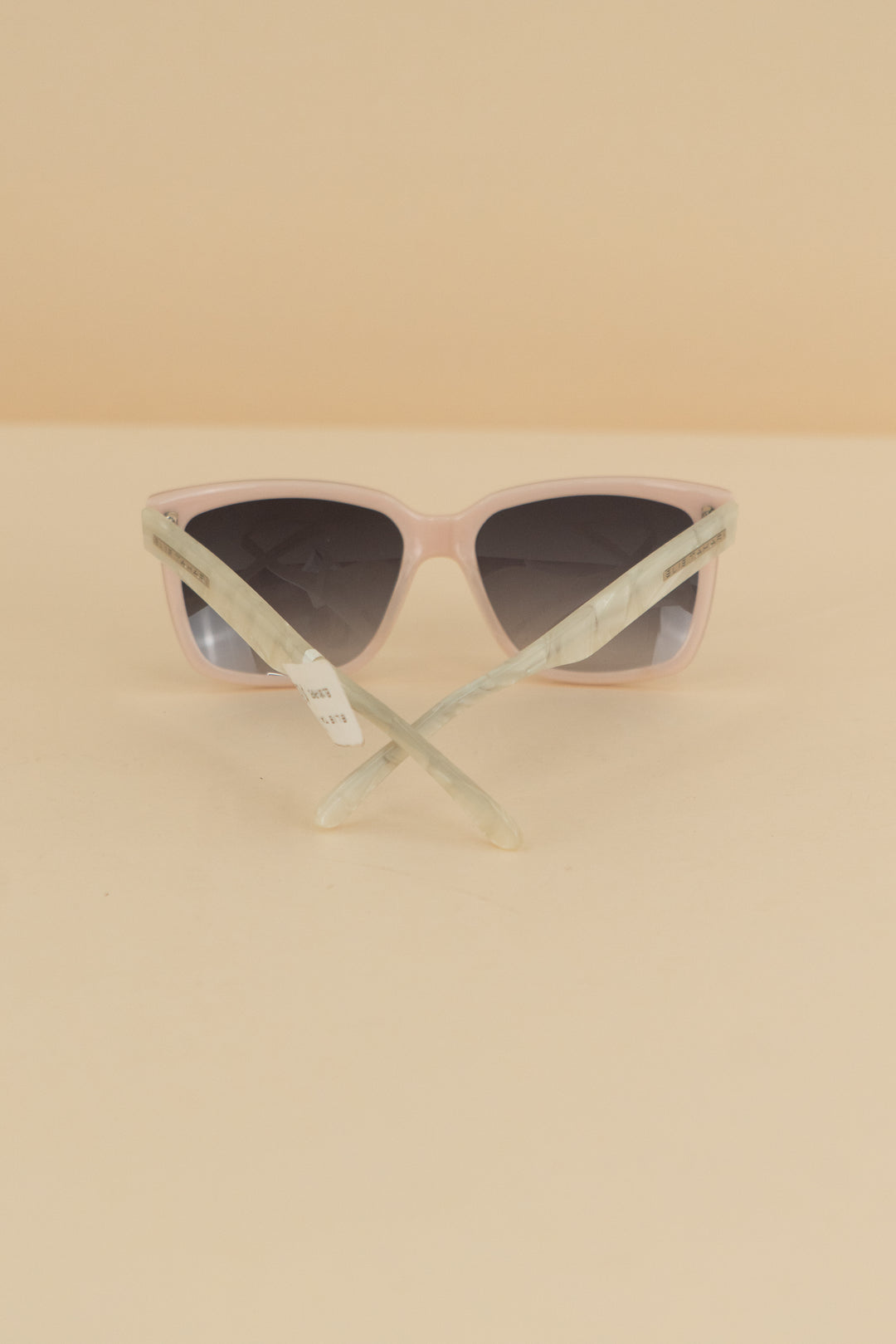elie tahari pink and white oversized square sunglasses nwt (os; retail $158)