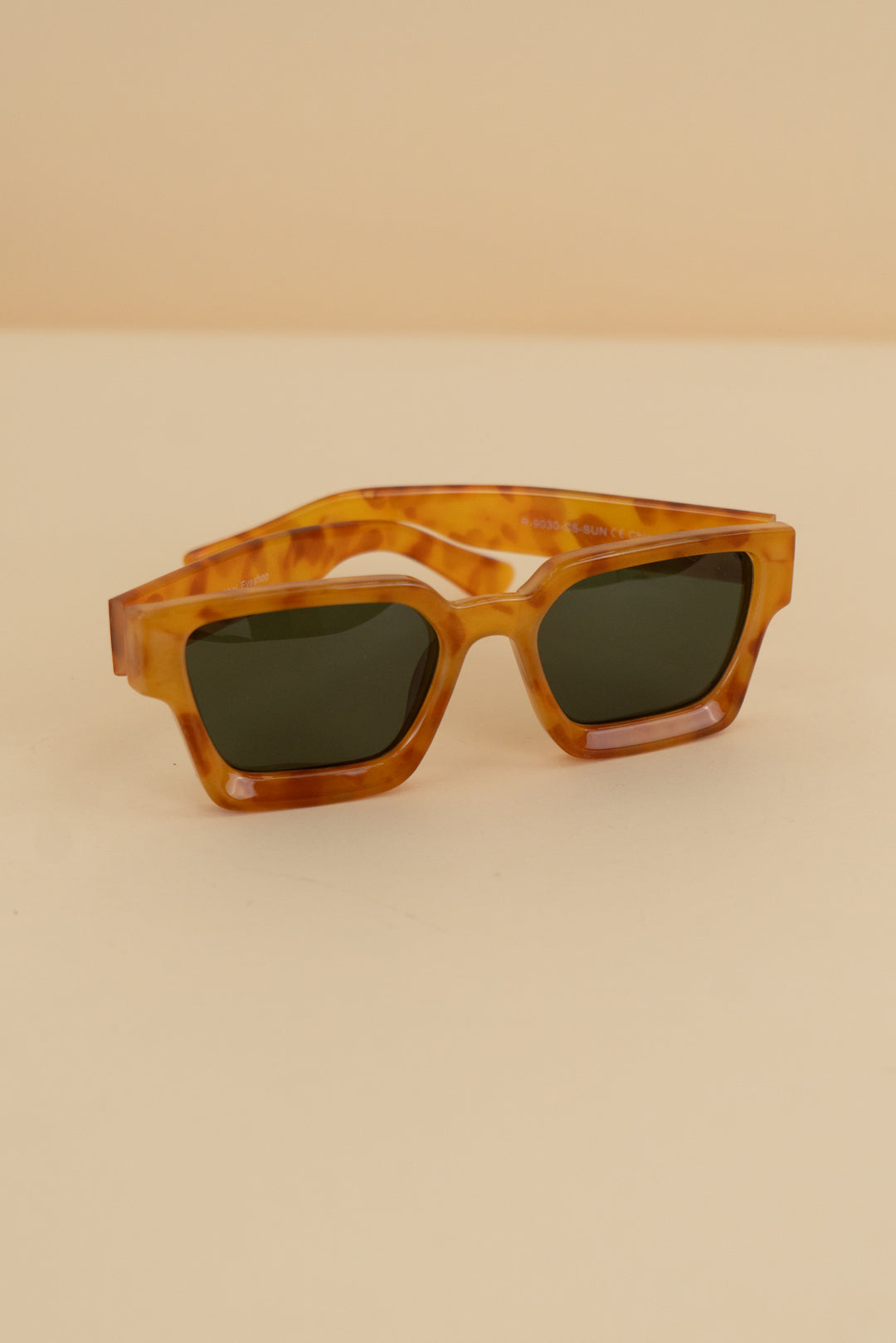 ryan simkhai light brown tortoise shell rectangle sunglasses nwt (os)