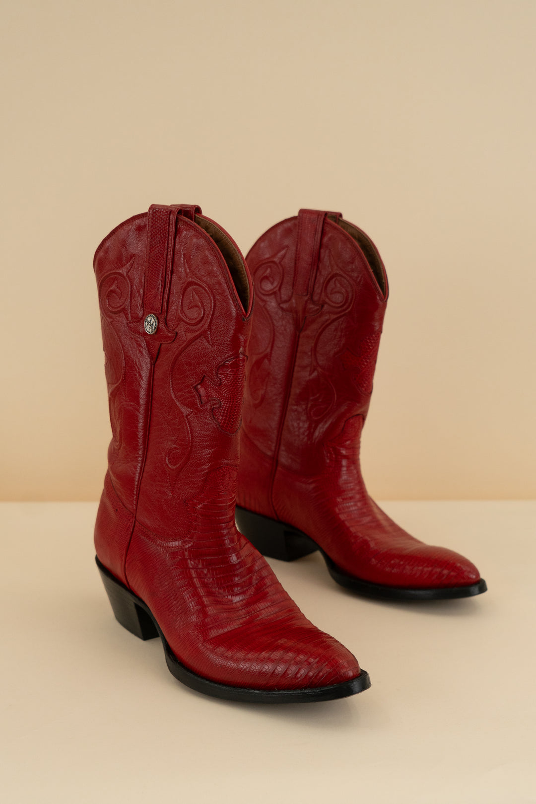montana red ostrich leather pointed toe western boots (8.5)