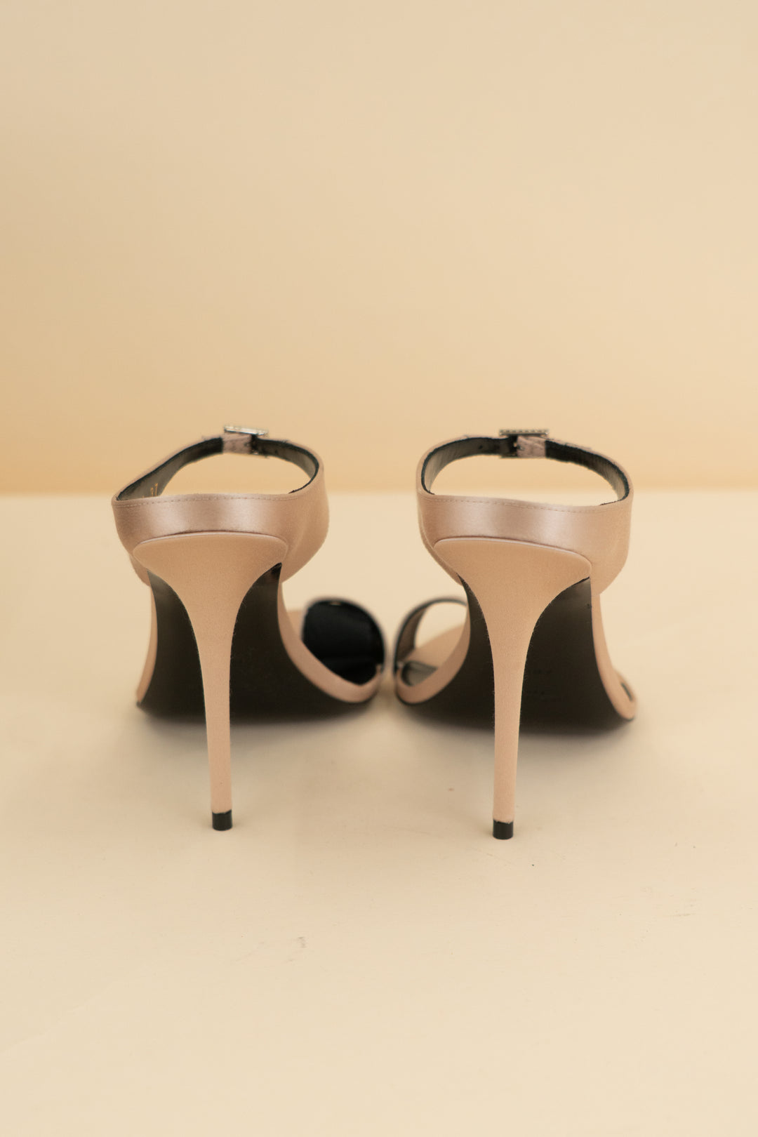 saint laurent nude satin mule pointed toe heel (37)