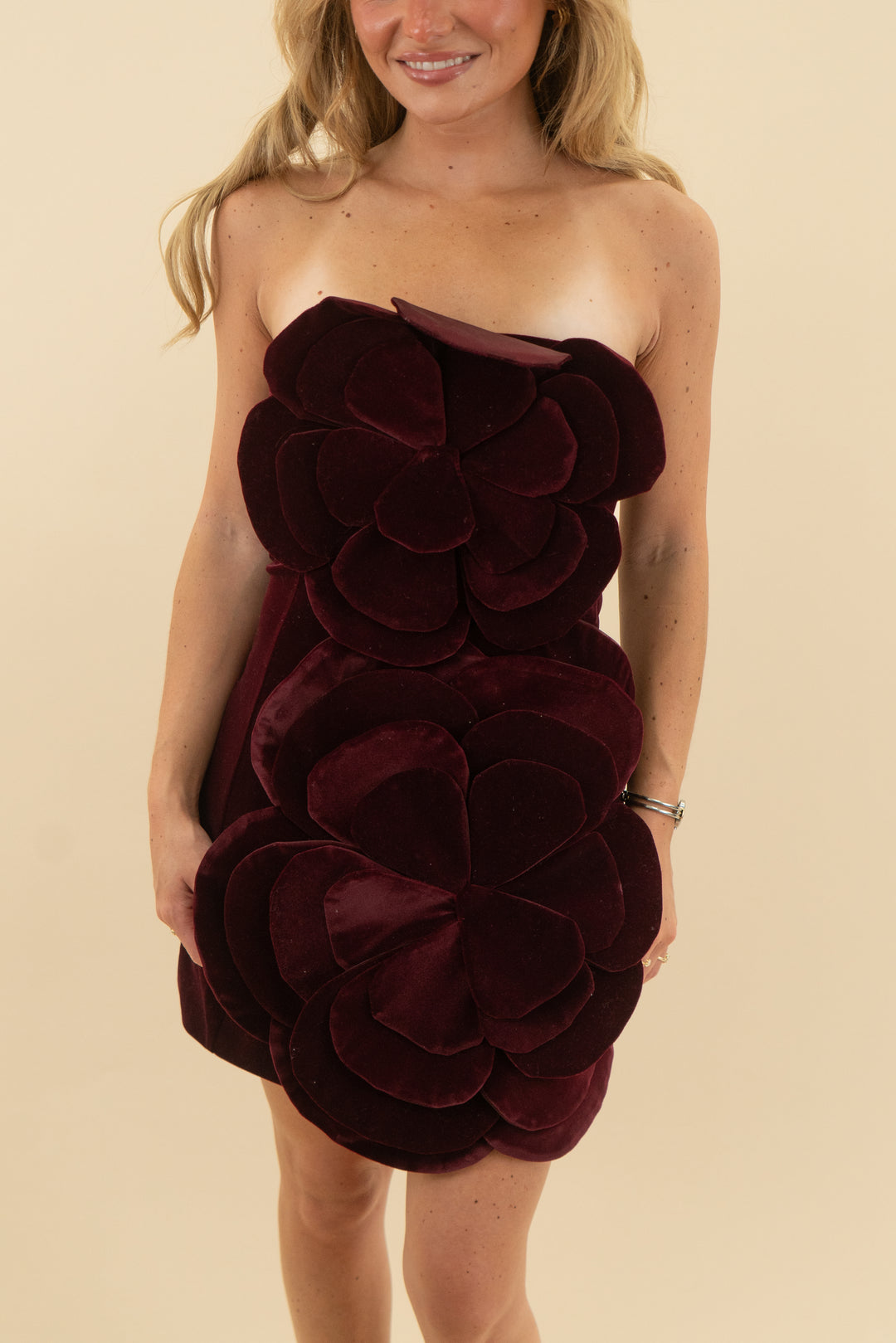 akira burgundy velvet floral strapless mini dress (s)