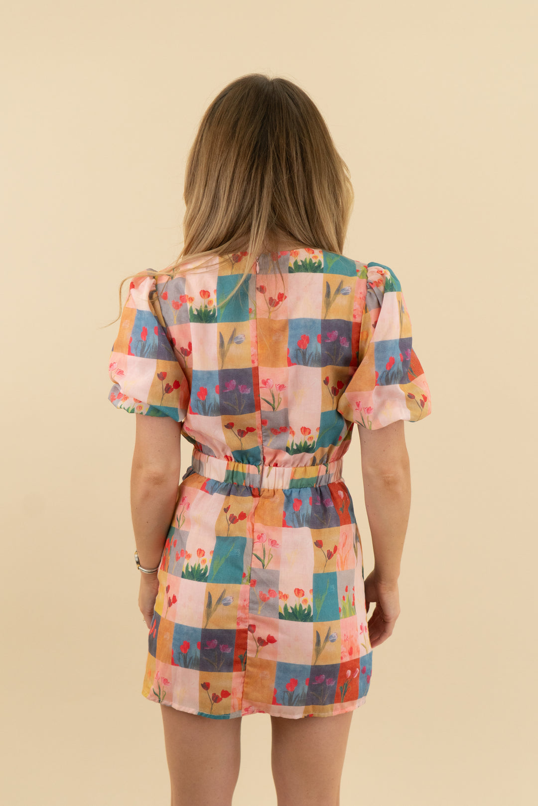 anna grace floral checkerboard print dress (s)